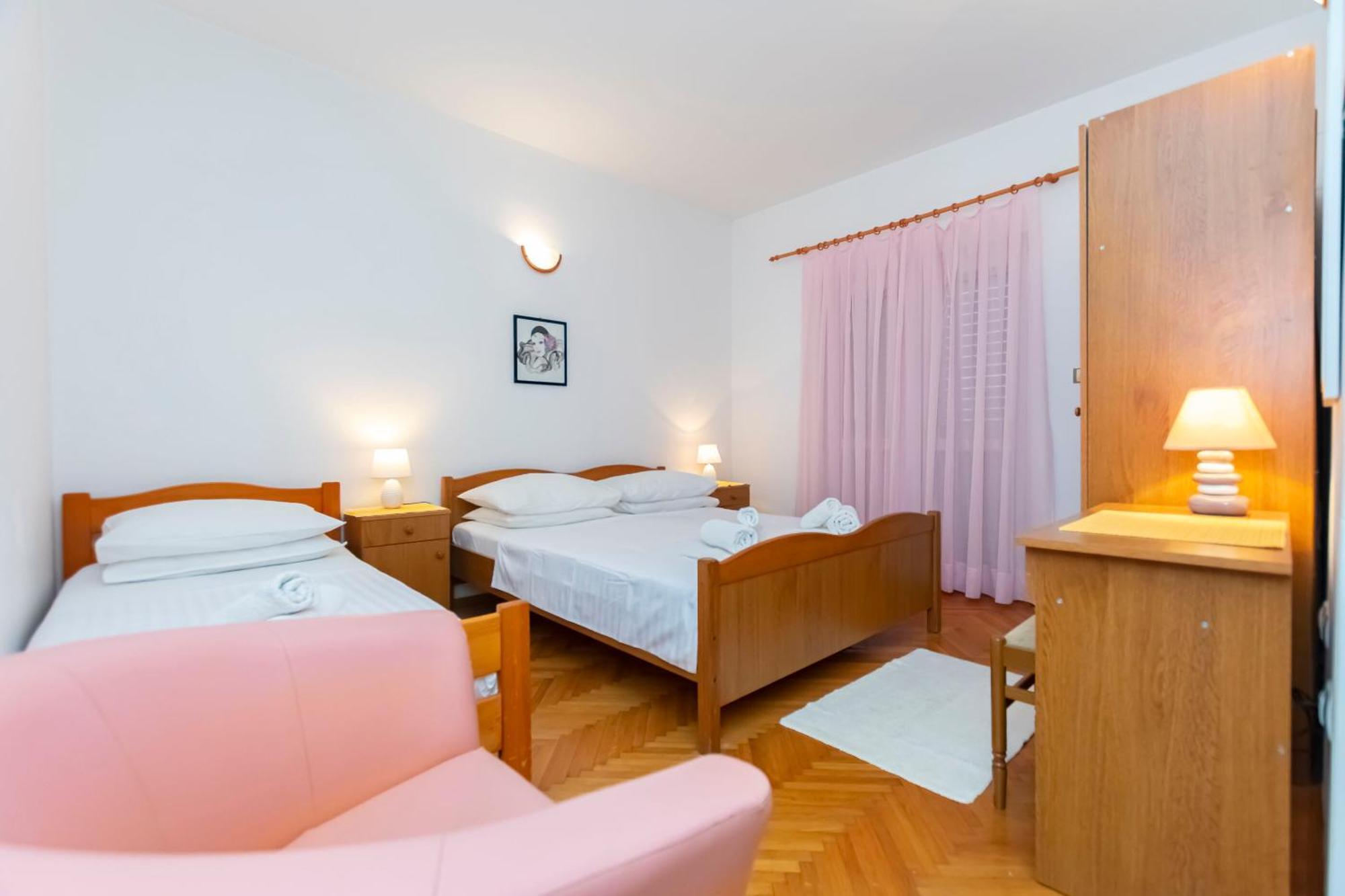 Apartment Ton?i Duće