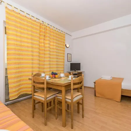 Apartments Tonci Duce Exterior photo