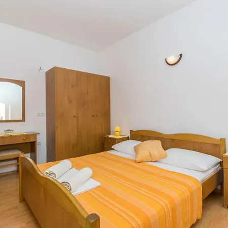 Apartments Tonci Duce Exterior photo