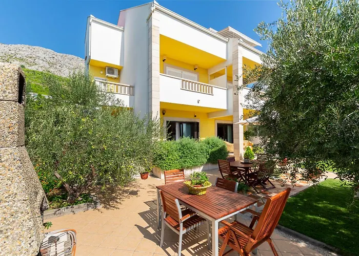 Apartments Tonci